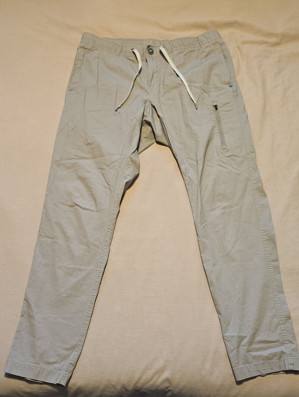 Vuori Men's Drawstring Chinos - Light Khaki